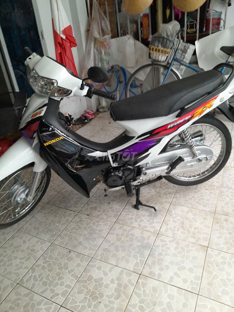 Xe Wave ZX Hàn Quốc full mới từ trong ra ngoài. Mua bán Xe máy tại Thành phố Bến Tre Bến Tre được đăng bởi Đỗ Duy Quang hình 1