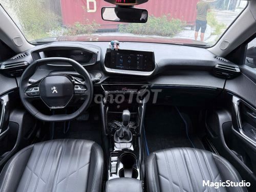 Peugeot 2008 GT Line 2021 75000 км Черный