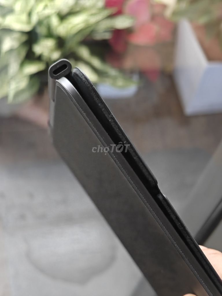 Bàn phím Apple Magic Keyboard iPad Pro 13inch M4m5. Mua bán Phụ kiện (Màn hình, Chuột...) tại Quận Tây Hồ Hà Nội được đăng bởi Nguyen Quan hình 1
