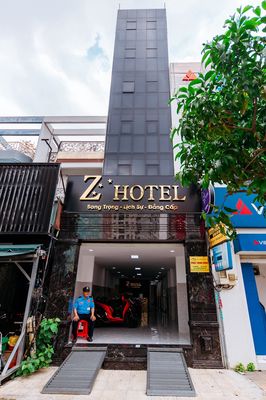 Tuyển NAM - NỮ - LỄ TÂN KHÁCH SẠN TÌNH YÊU Xoay Ca