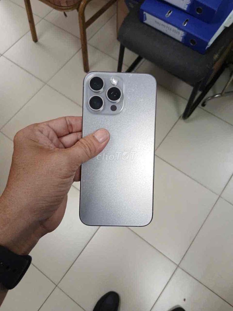 Apple iPhone 15 Pro Max Titan Đã dùng. Mua bán Điện thoại tại Huyện Long Điền Bà Rịa - Vũng Tàu được đăng bởi LHT hình 1