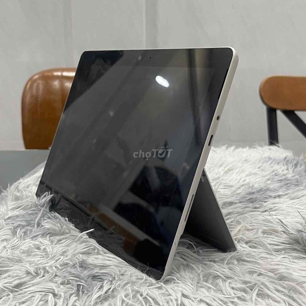 Microsoft Surface Go 8GB/128GB LTE 4G. Mua bán Máy tính bảng tại Quận 5 Tp Hồ Chí Minh được đăng bởi Phan Thế Phong  hình 1