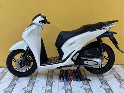 SH 125 đời 2022 trắng đen mới keng 43E1-637.39. Mua bán Xe máy tại Quận Sơn Trà Đà Nẵng được đăng bởi Minh Dũng bán trả góp 136 vân đồn 