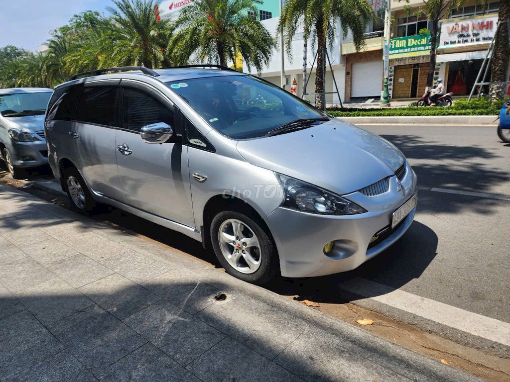 Mitsubishi Grandis 2005  - 160000 km. Mua bán Ô tô tại Thành phố Phan Rang-Tháp Chàm Ninh Thuận được đăng bởi Quocthang hình 2