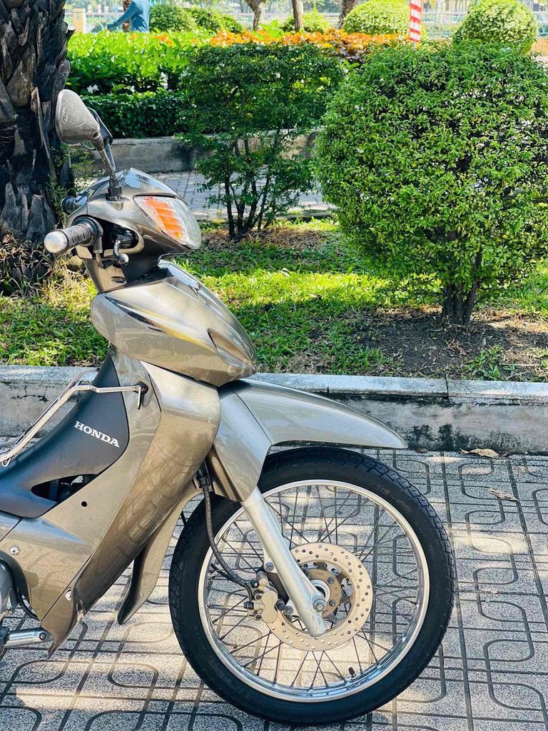 future zin chất biển tp chính chủ. Mua bán Xe máy tại Quận Bình Thạnh Tp Hồ Chí Minh được đăng bởi văn vũ hình 4