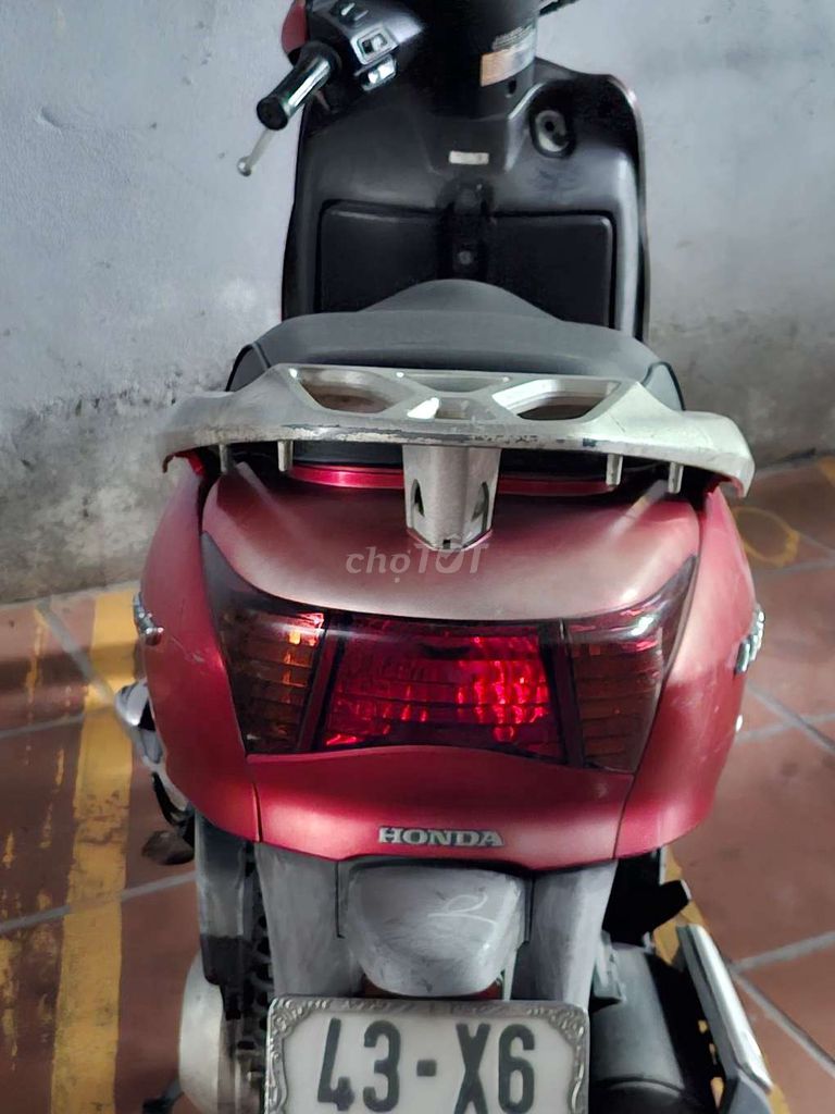 BÁN XE MÁY NHÀ ĐANG ĐI NHƯ HÌNH. Mua bán Xe máy tại Quận Ngũ Hành Sơn Đà Nẵng được đăng bởi Cuong hình 3