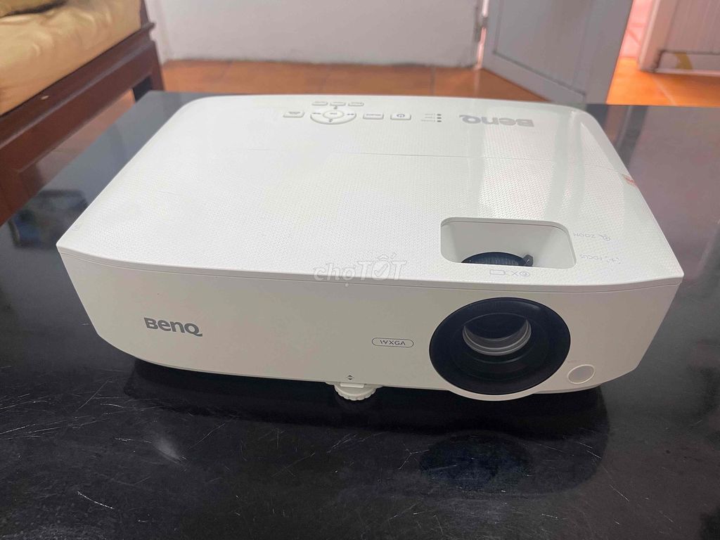 Máy chiếu BenQ MW533 Trắng. Mua bán Đồ dùng văn phòng tại Quận Long Biên Hà Nội được đăng bởi Nguyễn Thanh Tùng hình 1