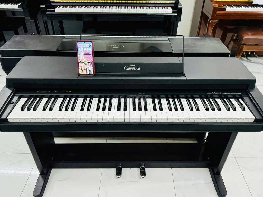 Piano điện Yamaha CLP-250