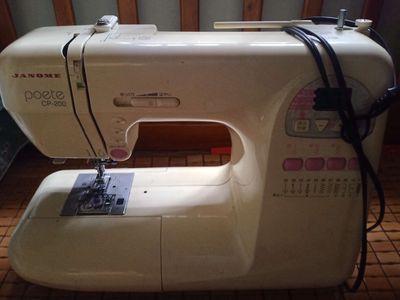 Máy may. Mua bán Nội thất, đồ gia dụng khác tại Huyện Bình Chánh Tp Hồ Chí Minh được đăng bởi phan Nguyen