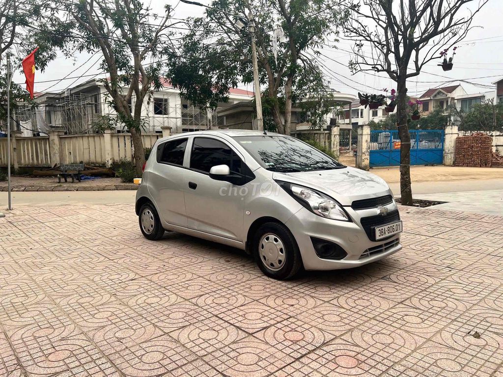 Chevrolet Spark 2012 1.0 AT - siêu đẹp. Mua bán Ô tô tại Thành phố Vinh Nghệ An được đăng bởi Nam Vinh hình 3