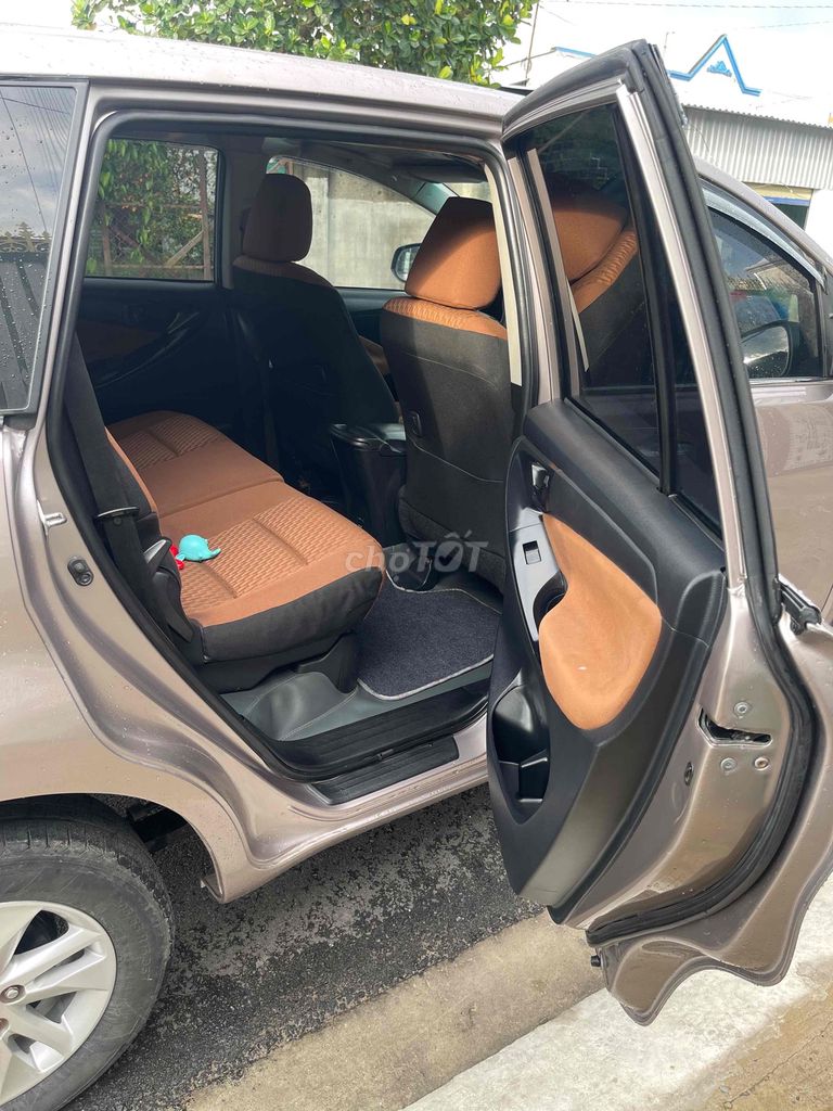 Toyota Innova 2019 2.0E - 100000 km. Mua bán Ô tô tại Huyện Hóc Môn Tp Hồ Chí Minh được đăng bởi Huy Hải hình 7