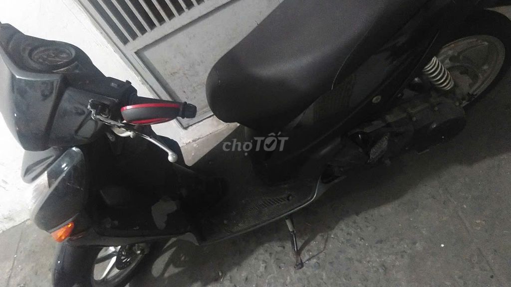 Honda Click 2012 màu Đen. Mua bán Xe máy tại Quận 5 Tp Hồ Chí Minh được đăng bởi Kang Zua hình 3