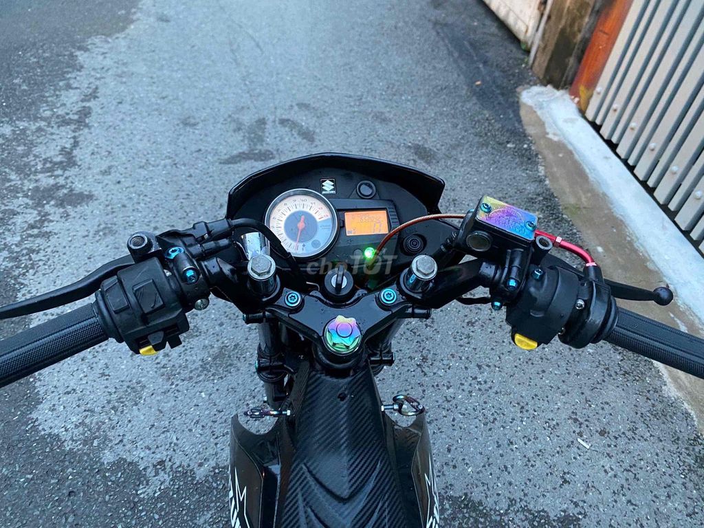 Suzuki Raider 2014 черный, номера Сайгона