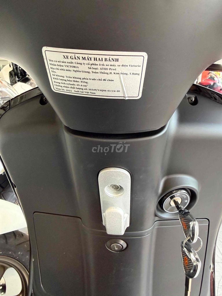 Siêu Cọp - VESPA 50cc - 2025. Như Xe Mới Salon. Mua bán Xe máy tại Thành phố Rạch Giá Kiên Giang được đăng bởi XE MÁY CŨ TÂN 128 hình 9