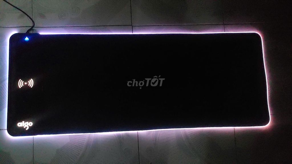 Lót chuột/pad Aigo G001 RGB có sạc không dây 10w. Mua bán Phụ kiện (Màn hình, Chuột...) tại Quận Thanh Xuân Hà Nội được đăng bởi Vũ Tô hình 1