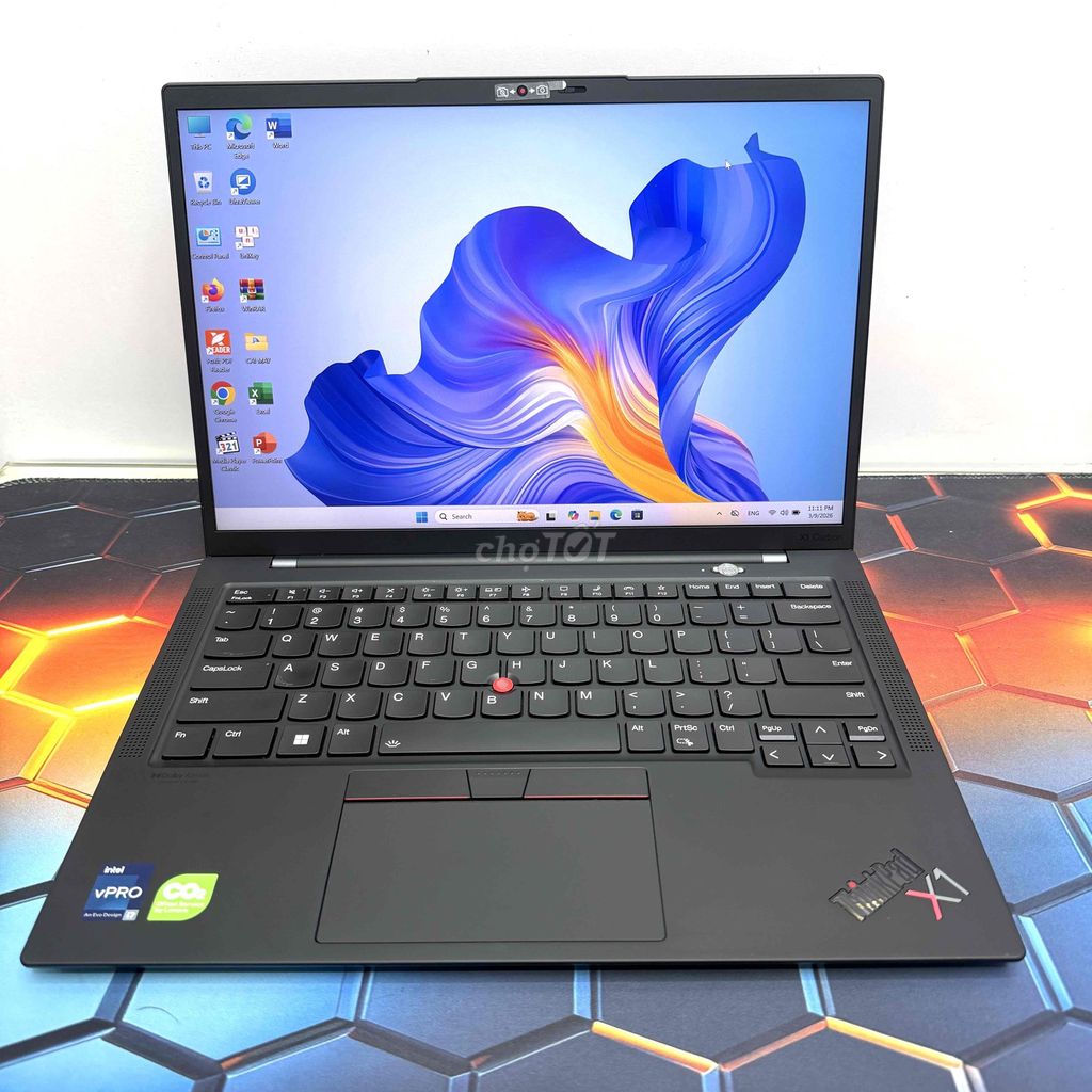 Lenovo ThinkPad X1 Carbon Gen 10 i7-1270P 14 inch. Mua bán Laptop tại Quận 3 Tp Hồ Chí Minh được đăng bởi Trang Nguyen hình 1