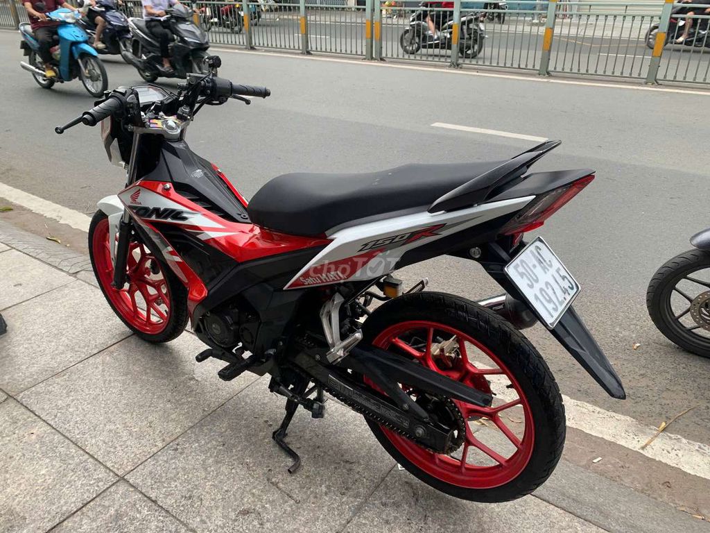 Honda sonic 150 2020 mới 90% bstp chính chủ. Mua bán Xe máy tại Quận Tân Phú Tp Hồ Chí Minh được đăng bởi Tuanduy hình 2