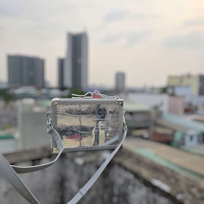 Túi box L-V đeo chéo nam siê u cấ p.. Mua bán Túi xách tại Quận 7 Tp Hồ Chí Minh được đăng bởi  Phương túi xách hình 1