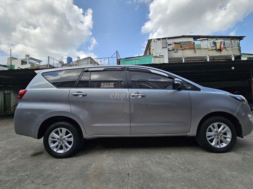 Toyota Innova 2017 photo 5