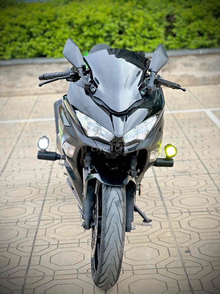 Kawasaki NINJA 400 abs  2021 biển 29-Xe mới đẹp. Mua bán Xe máy tại Quận Cầu Giấy Hà Nội được đăng bởi Tong motor xe may hình 3