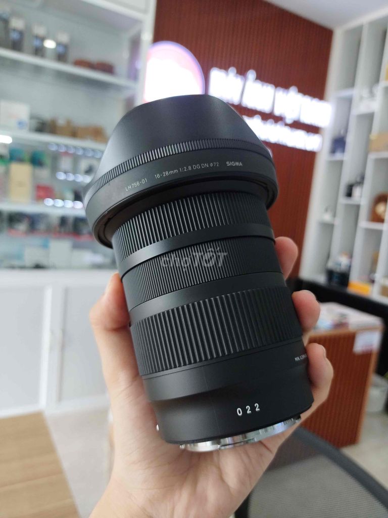 Lens Sigma 16-28 f2.8 (c) for L-mount