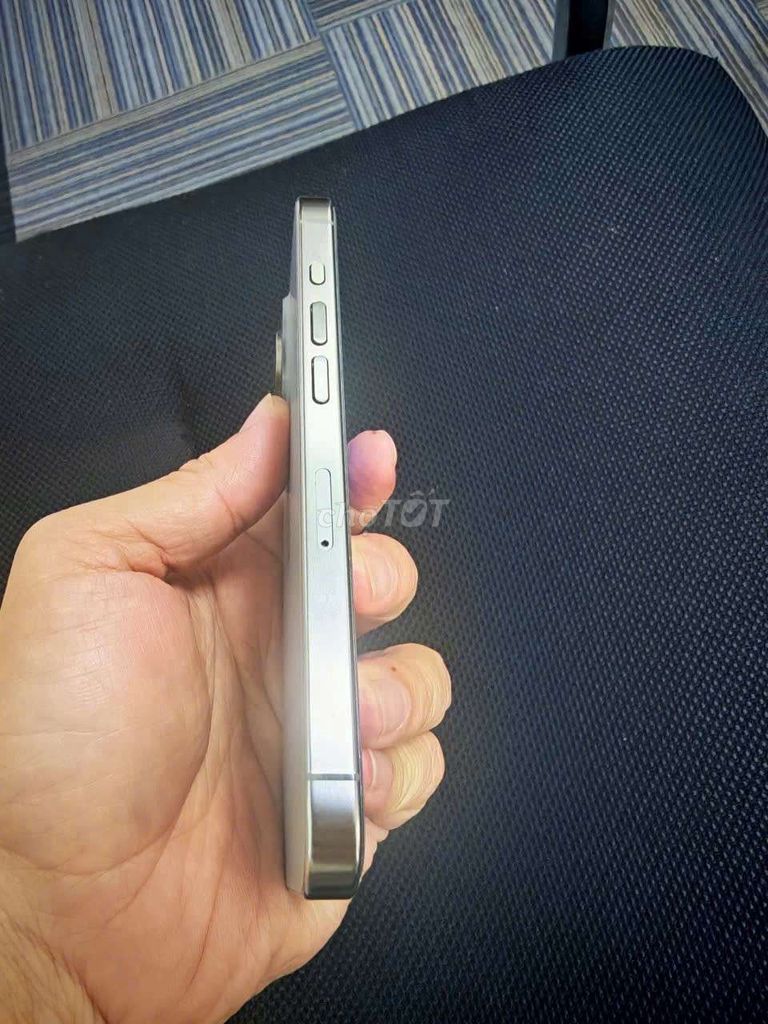 Apple iPhone 15 Pro 256GB Hàn Quốc Đã thay pin. Mua bán Điện thoại tại Huyện Hóc Môn Tp Hồ Chí Minh được đăng bởi MR RÔ hình 1