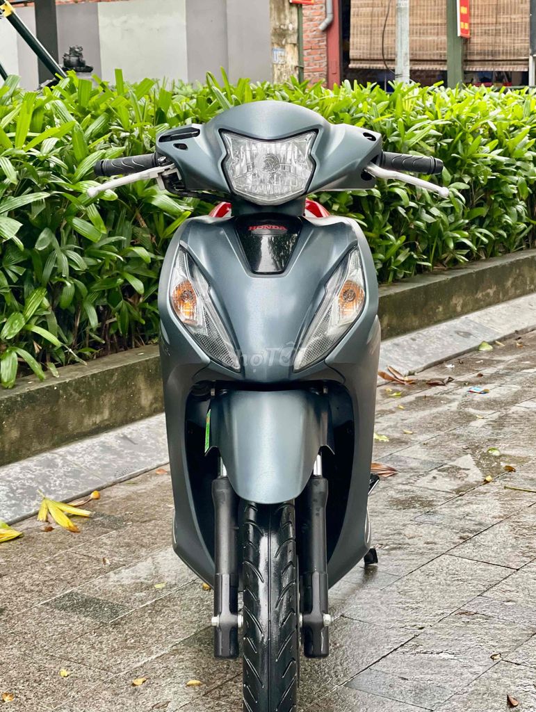 HONDA VISION B.CÁ TÍNH/NĂM 2022/HÀNG ĐẸP LONG LANH. Mua bán Xe máy tại Quận Đống Đa Hà Nội được đăng bởi Phạm Văn Đồng hình 2