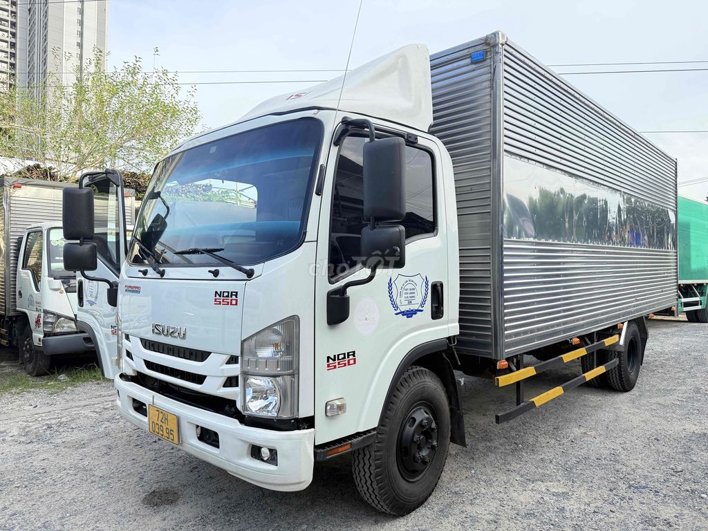 Bán Isuzu NQR 550 đời 2022 - tải 4t995 - thùng kín. Mua bán Xe tải, xe ben tại Thành phố Thủ Đức Tp Hồ Chí Minh được đăng bởi Phúc Nguyễn hình 3