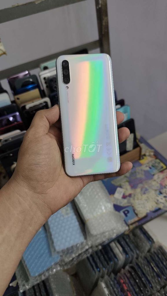 Xiaomi Mi A3, ram 4gb, 64gb . Mua bán Điện thoại tại Quận Gò Vấp Tp Hồ Chí Minh được đăng bởi A LONG   nhận thanh toán THẺ TÍN DỤNG hình 1
