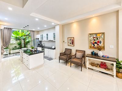 Rent · 4 bd · 100 м² · Thành phố Thủ Đức, ул. Song Hành