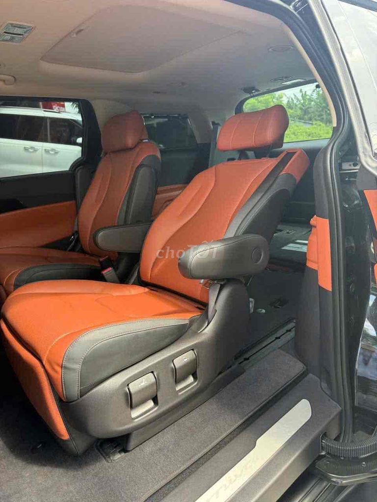 carnival 2.2D signature 2024 như moi. Mua bán Ô tô tại Quận 12 Tp Hồ Chí Minh được đăng bởi Văn Bình hình 9