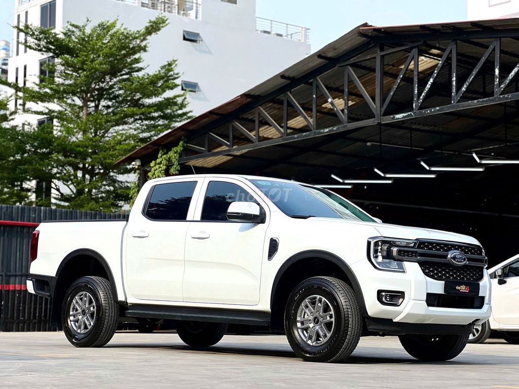 Ford Ranger 2024 XLS 2.0L 4x4 AT 1700 km siêu lướt. Mua bán Ô tô tại Quận 7 Tp Hồ Chí Minh được đăng bởi Chợ Tôt Xe Official Mall hình 6