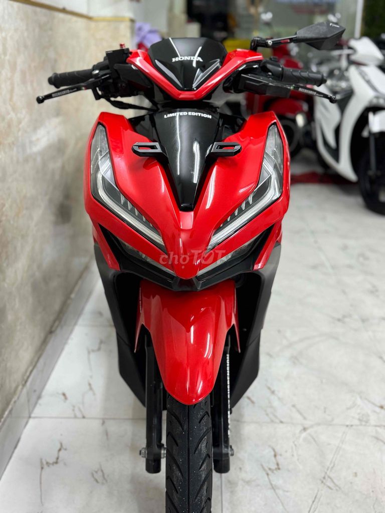 vario 125 đời 2021 màu  đỏ siêu mới 43AA-156.93. Mua bán Xe máy tại Quận Sơn Trà Đà Nẵng được đăng bởi Minh Dũng bán trả góp 136 vân đồn  hình 3