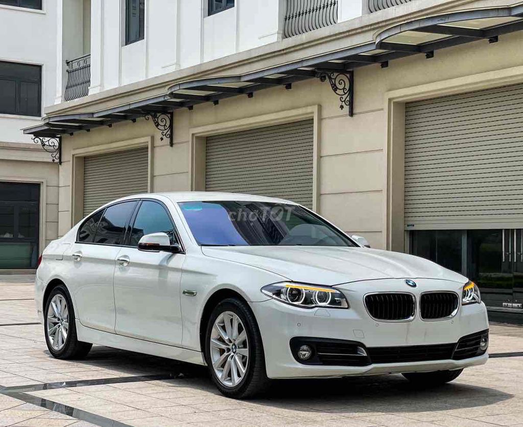 Bán BMW 528i sx2013 nhập Đức trắng độ nhiều