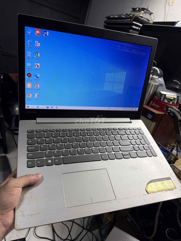 Lenovo Ideapad 320 i3-8130U 8GB/250GB. Mua bán Laptop tại Quận 12 Tp Hồ Chí Minh được đăng bởi TH COMPUTER hình 1