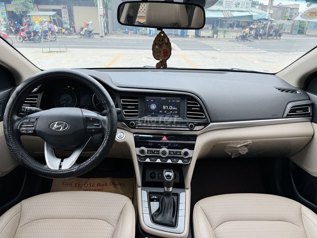 Hyundai Elantra 2021 1.6 AT