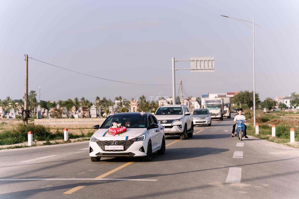 Hyundai Accent 2022 1.4 AT - 200000 km