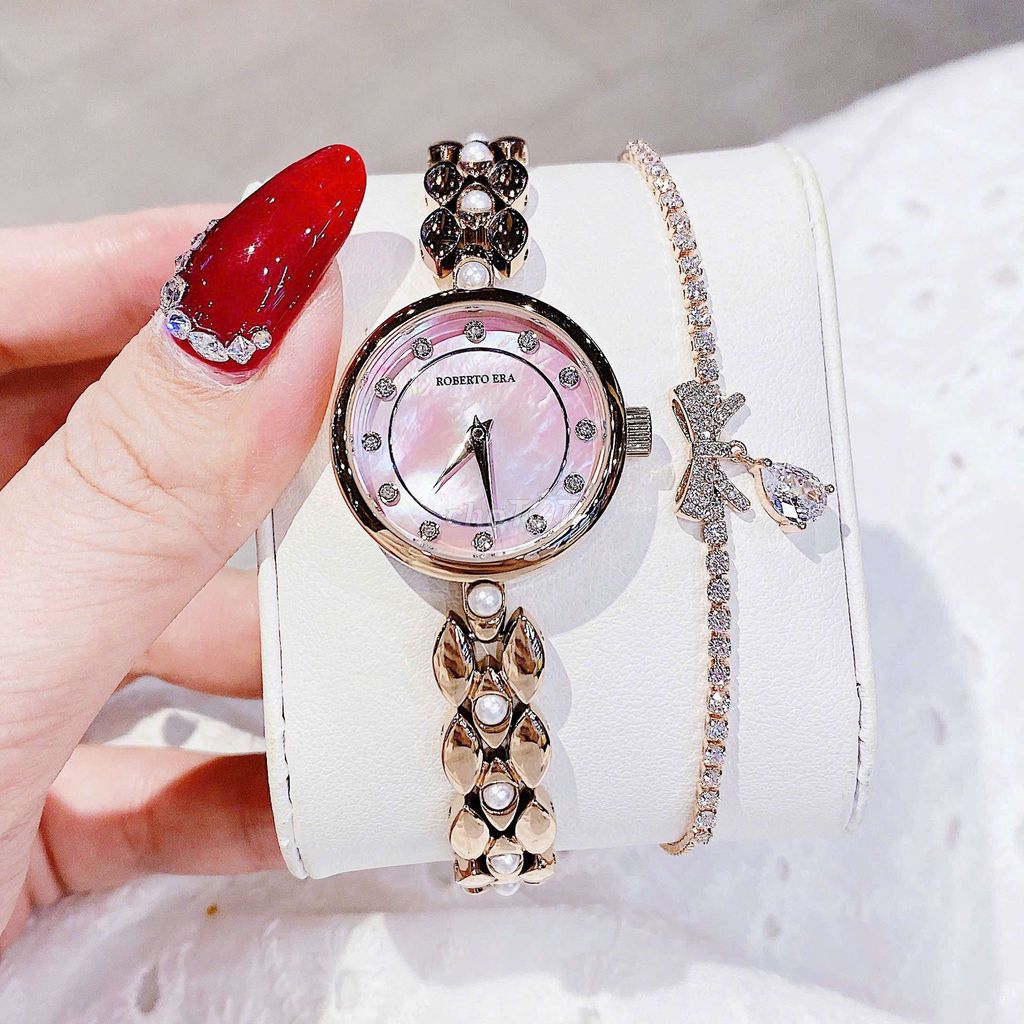 Đồng hồ Roberto Era Nữ 28mm. Mua bán Đồng hồ tại Thành phố Bà Rịa Bà Rịa - Vũng Tàu được đăng bởi Lorencia Xách Tay hình 1
