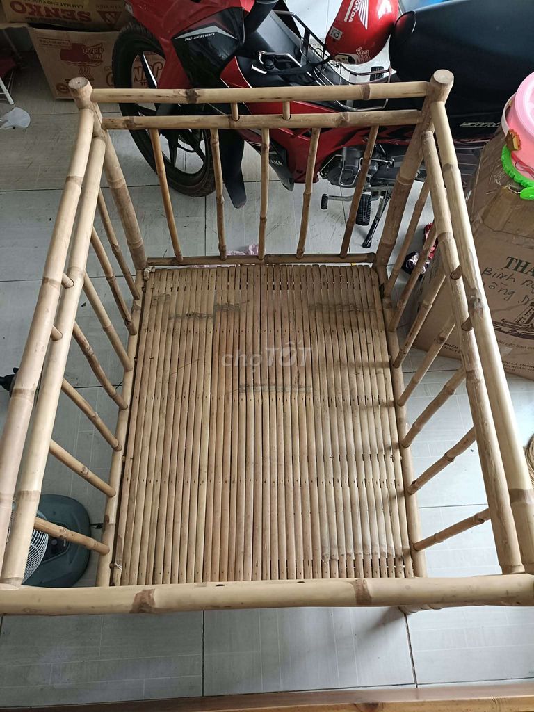 Nôi em bé Tre tự nhiên. Mua bán Mẹ và bé tại Huyện Trảng Bom Đồng Nai được đăng bởi lê ngọc hình 1