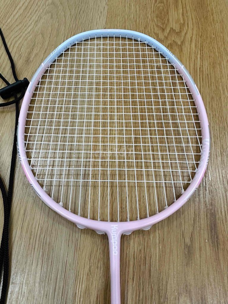 Pass vợt cầu lồng Kumpoo. Mua bán Đồ thể thao, Dã ngoại tại Quận Liên Chiểu Đà Nẵng được đăng bởi THANH LEE hình 2