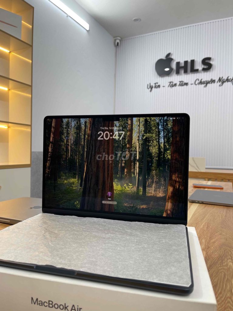Macbook air m3 A3113 16/256gb Fullbox. Mua bán Laptop tại Quận Hai Bà Trưng Hà Nội được đăng bởi Vũ Thị Nga hình 1