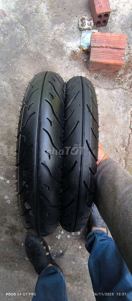 Vỏ xe máy màu Đen Mới 95%. Mua bán Phụ tùng xe tại Thành phố Vũng Tàu Bà Rịa - Vũng Tàu được đăng bởi anhtuan hình 3