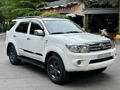 Toyota Fortuner 2011 2.5G dầu số sàn, full ghế nỉ. Mua bán Ô tô tại Quận Gò Vấp Tp Hồ Chí Minh được đăng bởi Kim Kim