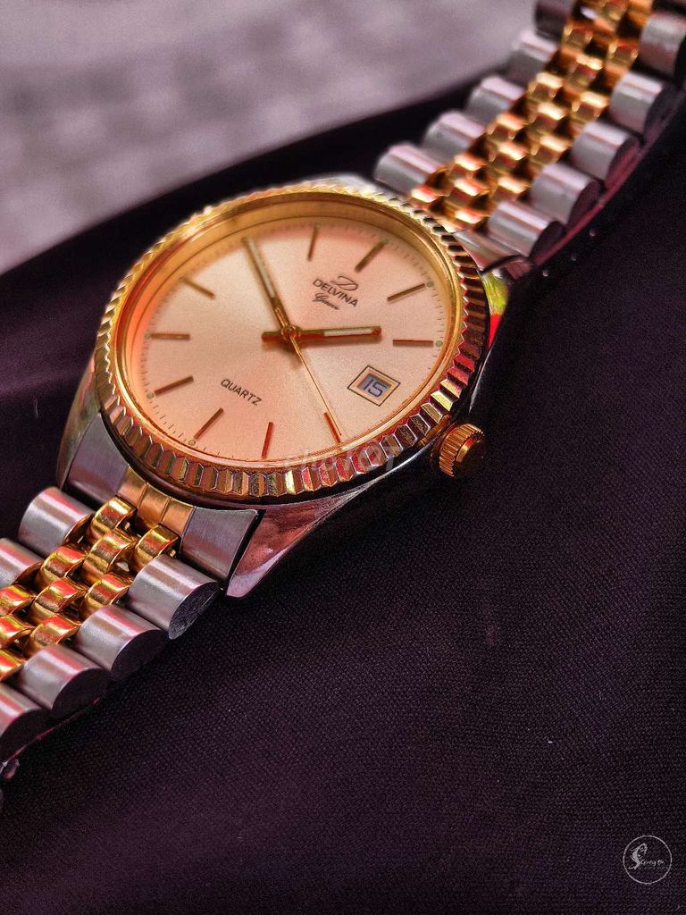 Đồng hồ Delvina Thụy Sĩ Kim loại Vàng Bạc 36mm. Mua bán Đồng hồ tại Huyện Thanh Trì Hà Nội được đăng bởi Đồng hồ 2hand Giang còi  hình 1