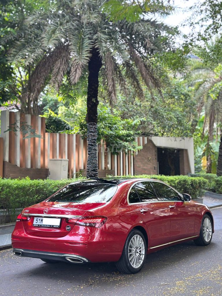 Mercedes E200 Exclusive thu hút mọi ánh nhìn !. Mua bán Ô tô tại Quận 8 Tp Hồ Chí Minh được đăng bởi Gon Nguyen hình 3