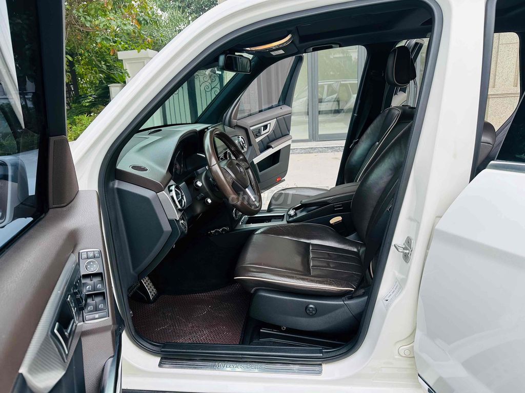 Mercedes-Benz GLK 220CDI 2013 Sport. Mua bán Ô tô tại Quận Long Biên Hà Nội được đăng bởi Em Minh hình 11