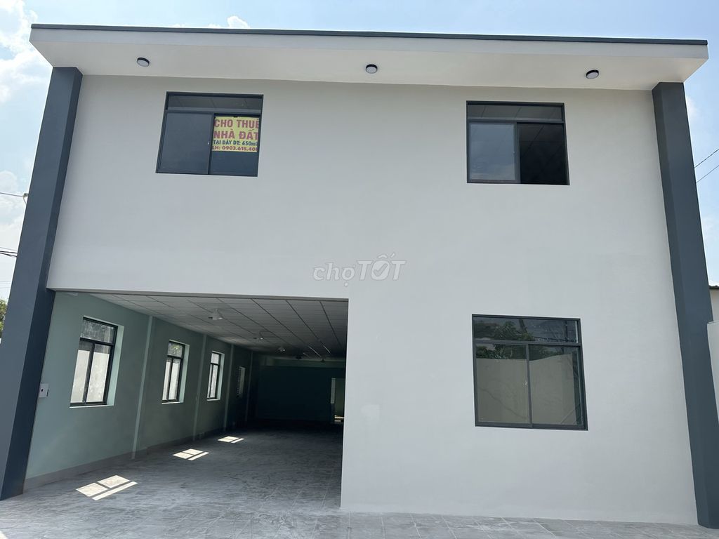 Bán xưởng 400m2 (13.5x30m), 2MT, Xã Tân Hiệp, 16 tỷ