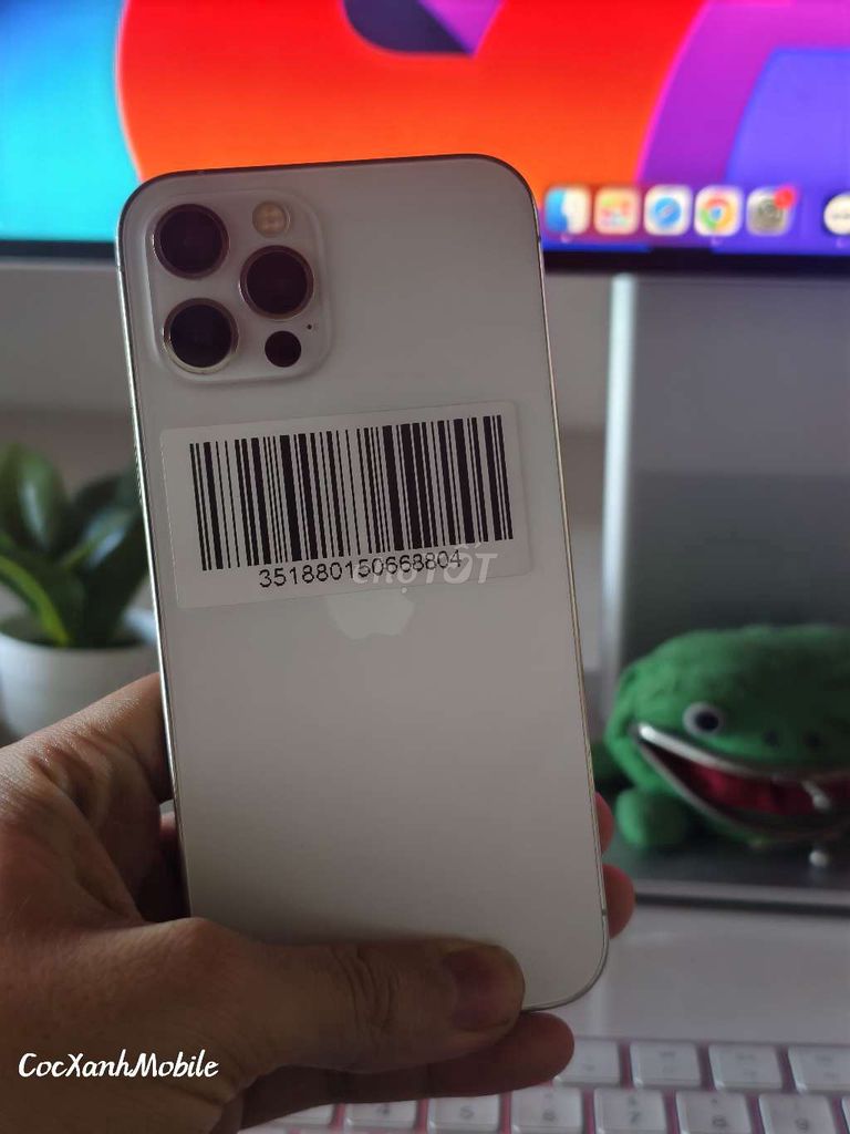  iPhone 12 Pro 256GB Quốc Tế, zin full chức năng. Mua bán Điện thoại tại Quận Liên Chiểu Đà Nẵng được đăng bởi Minh Hiệp CócXanhMobile hình 1