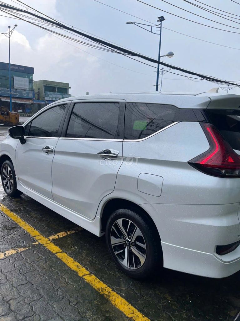 Mitsubishi Xpander AT-P 2018 белый 94 000 км