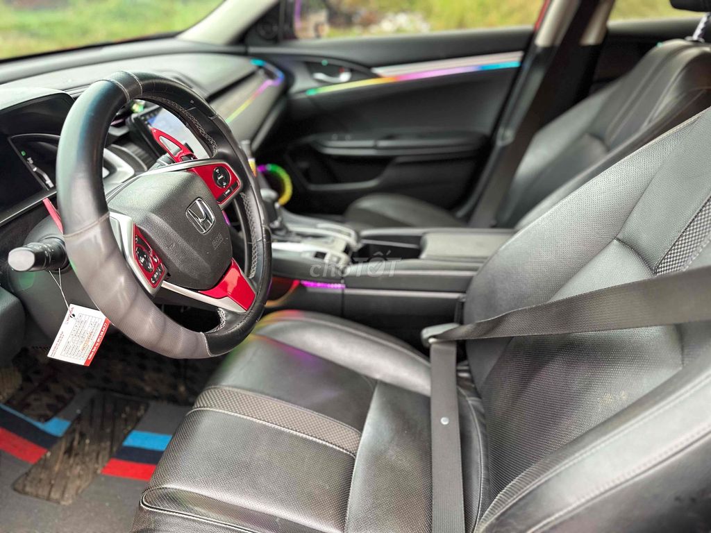 Honda Civic 2020 1.5G - 60000 km. Mua bán Ô tô tại Huyện Krông Năng Đắk Lắk được đăng bởi Huy Hoàng hình 6